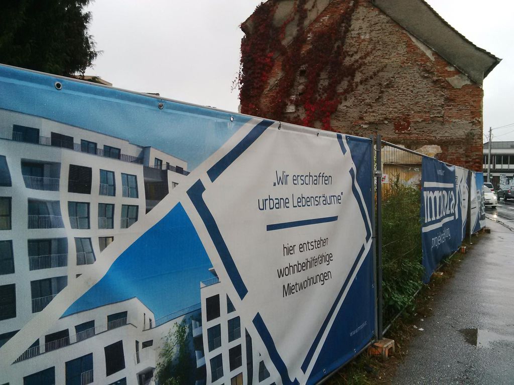 Datei:Graz karlauer straße 15 leer 2016.jpg