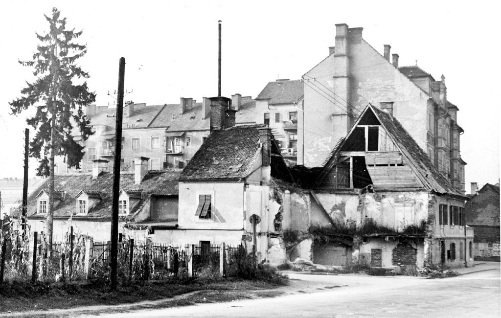 Datei:Heinrichstraße 56, Abbruch.jpg