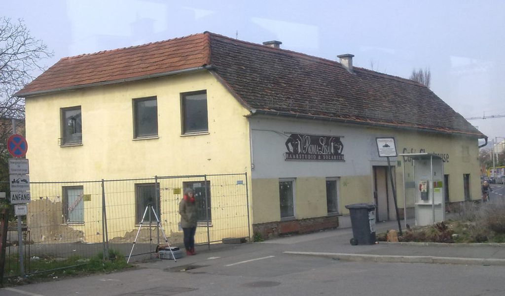 Datei:Stptrhaupt2-2013.jpg
