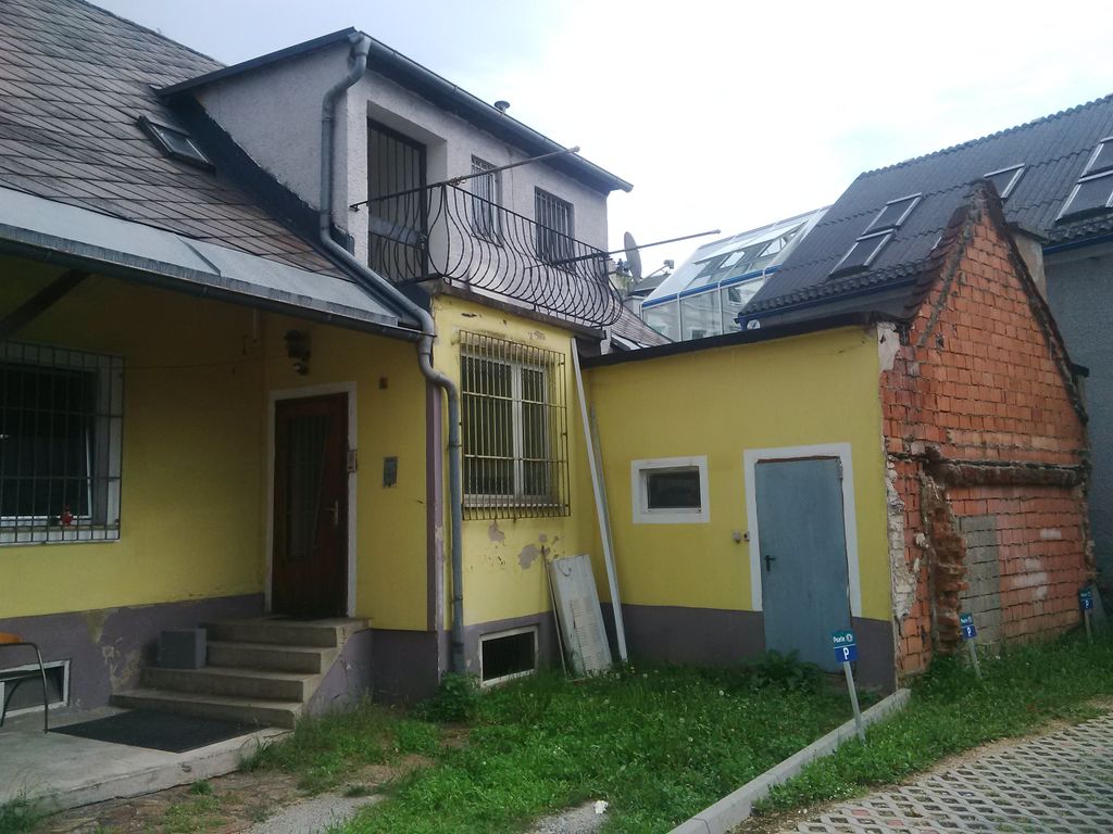 Datei:Graz StPeter Hauptstrasse 4 Rueckansicht 1.jpeg