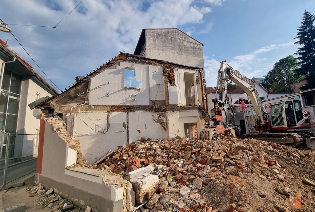 Datei:Josefigasse 43, Abbruch.jpg